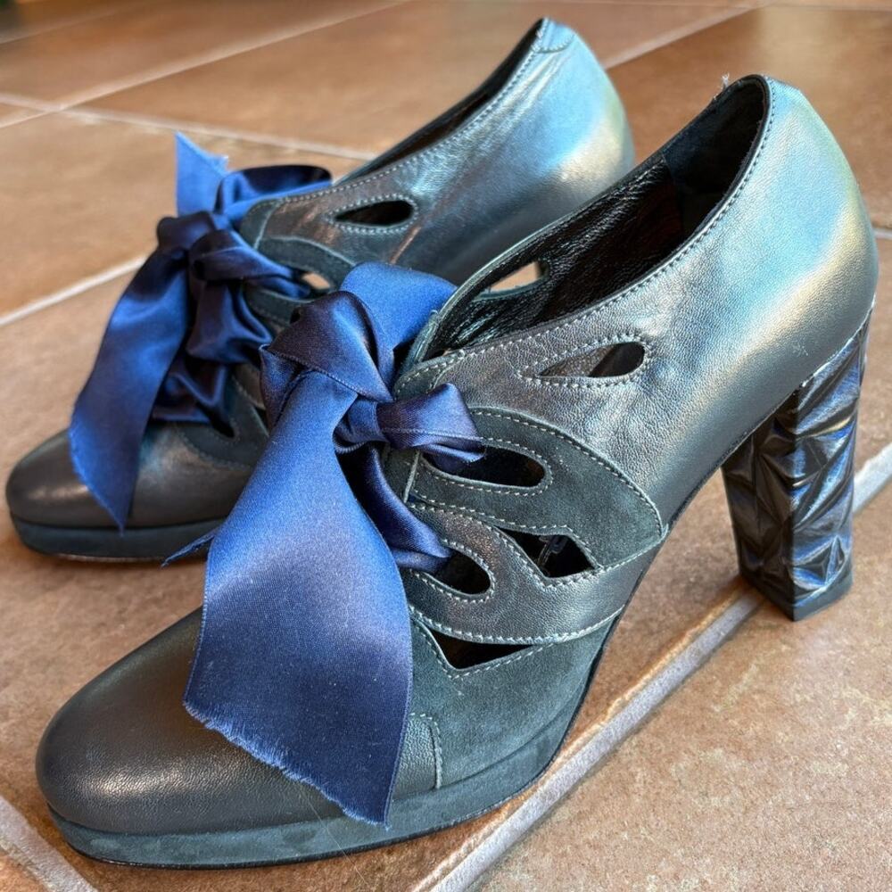 Rizieri Leather Lace Up Pumps w Architectural Heels Lux Italian Statement 38/7.5
